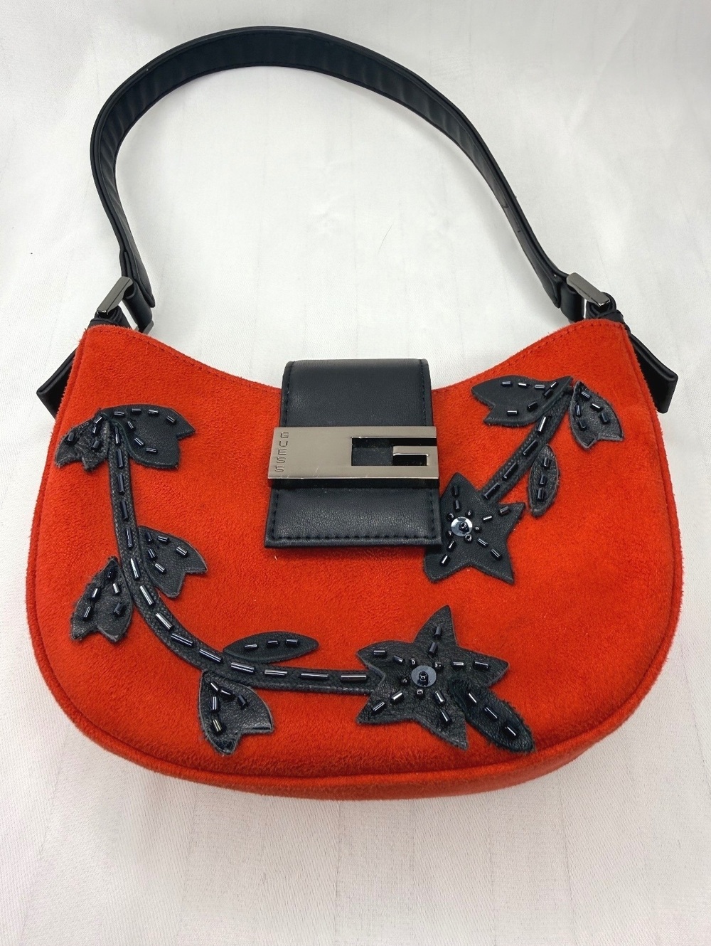Vintage Y2K GUESS Red Floral Beaded Suede Shoulder Bag G Buckle